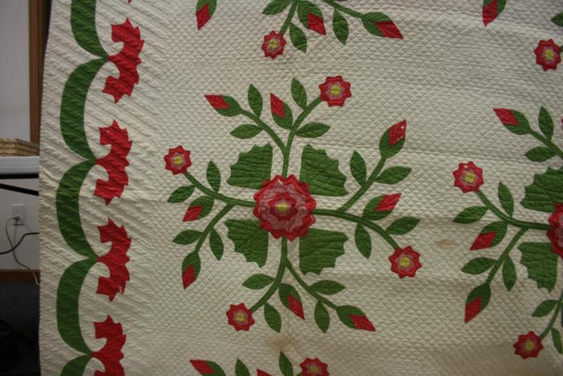 Toni's Grandmother's Whig Rose quilt--close up
