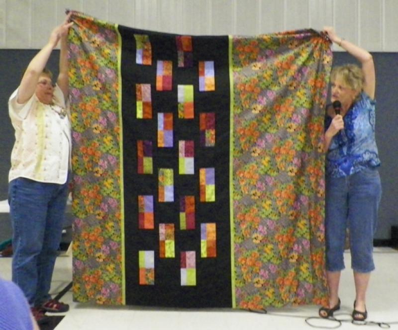 Marla M shows a modern quilt from 